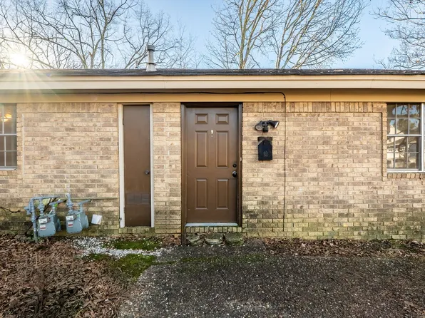 6104 Meadowbrook Ln, North Little Rock, AR 72118