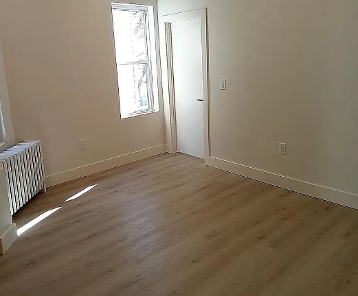 2nd image of 530 W Side Ave Floor 2