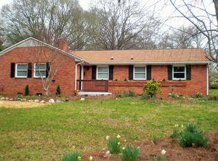 2436 Ardmore Mnr, Winston Salem, NC 27103