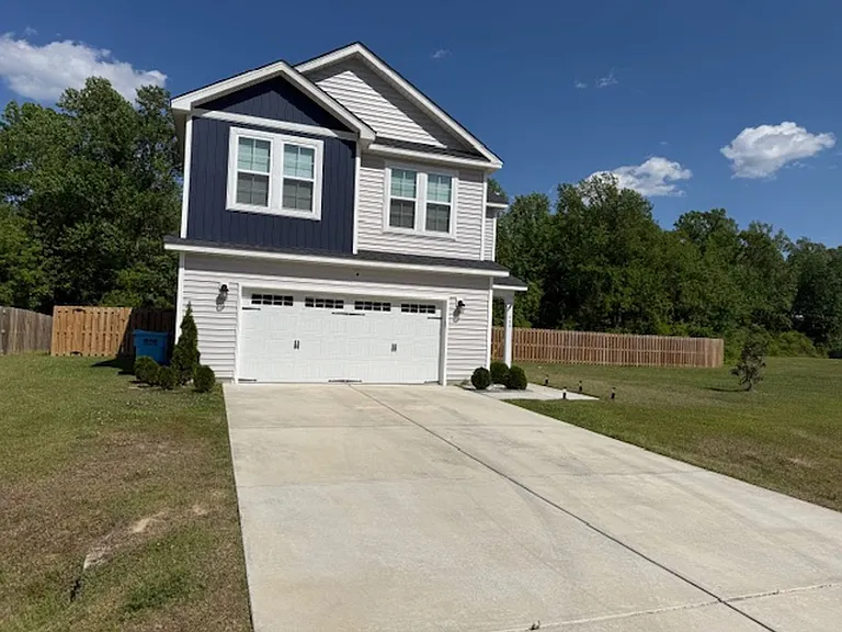 400 Bulrush Ct — Photo 1