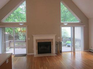 10 Knight Ct, Richmond, RI 02892