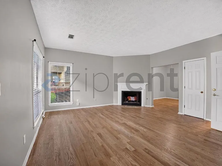 1201 Wedgewood Ct — Photo 6