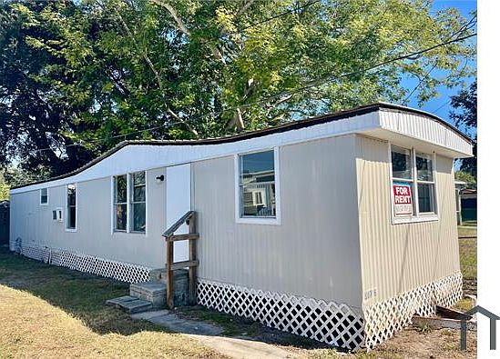 1st image of 307 Camellia Ln #6