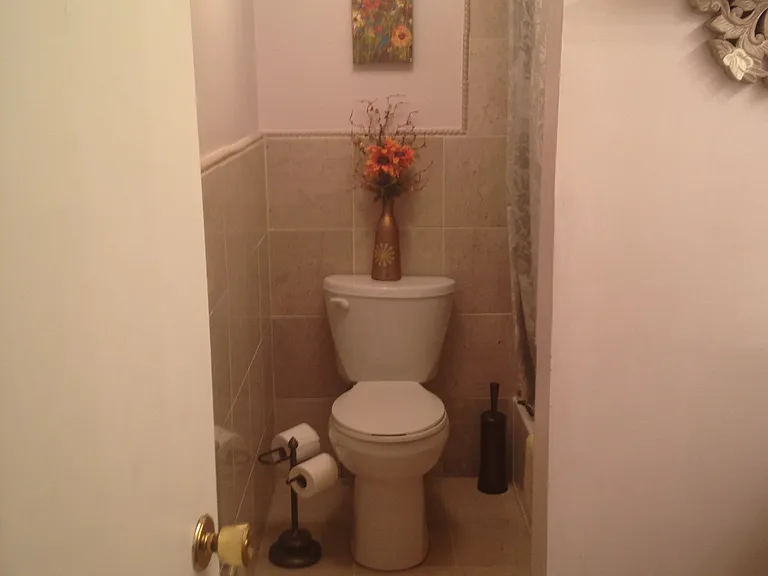 280 Gardner Ave — Photo 17