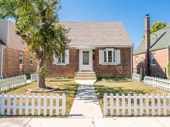 5244 S Neenah Ave, Chicago, IL 60638