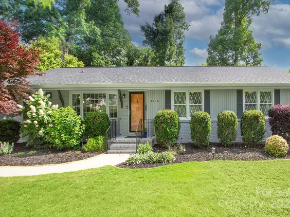 1715 Wensley Dr, Charlotte, NC 28210