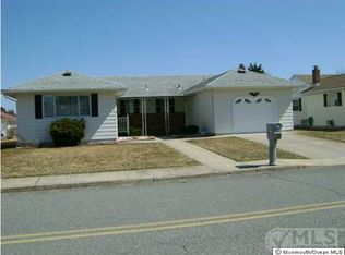 264 Barbados Dr N, Toms River, NJ 08757
