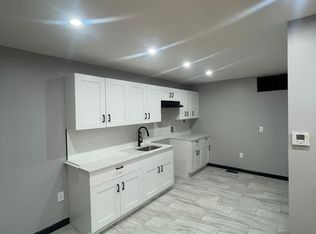 909 Hunterdon St FLOOR 1, Newark, NJ 07112