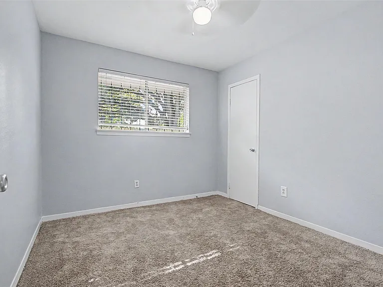 7410 Sawmill Trl — Photo 12