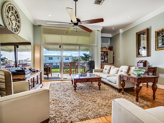 Home For Sale In Hillsboro Beach Yacht Club