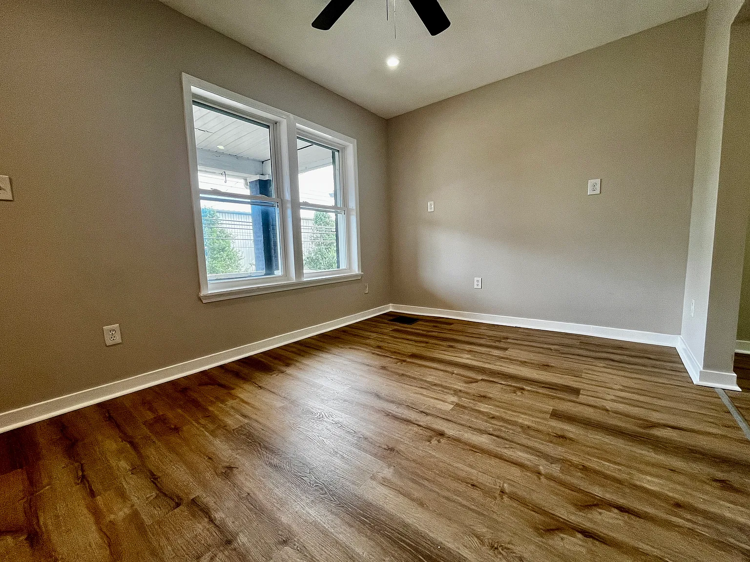 2 bed, $1,150 — Photo 3
