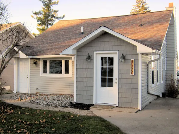 10680 Lake St, Chippewa Lake, MI 49320