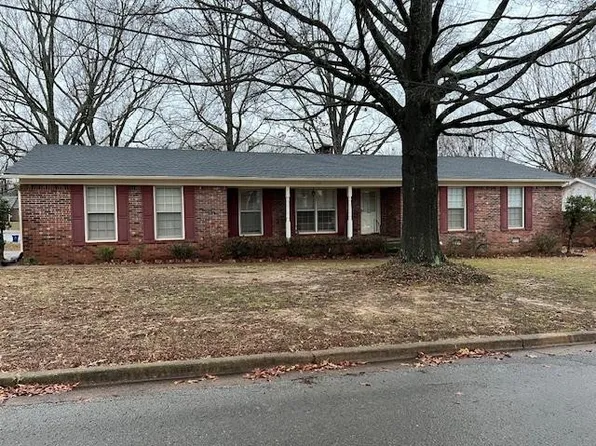 1107 N 31st Ave, Humboldt, TN 38343