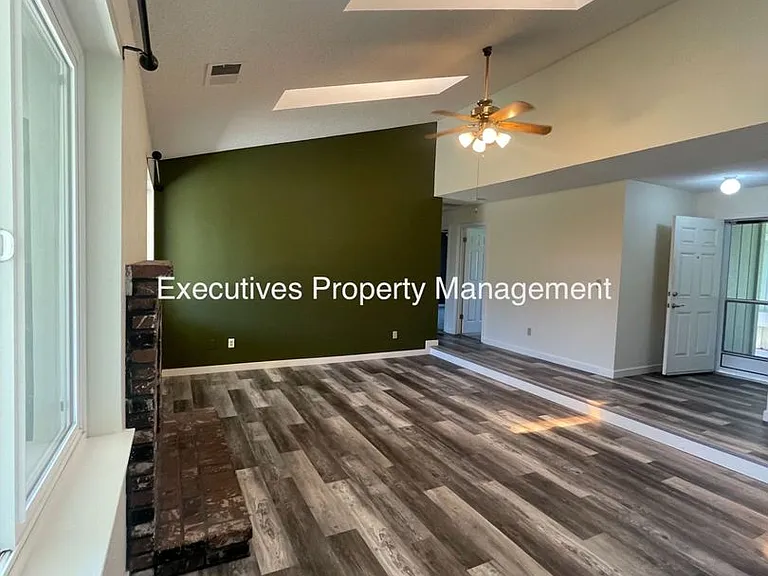 3440 Nonpareil Dr — Photo 4