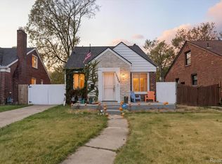 15329 Kentfield St, Detroit, MI 48223