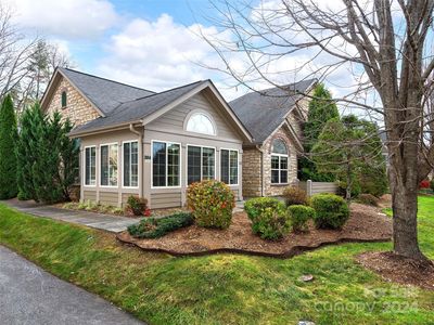202 Summerfield Pl, Flat Rock, NC, 28731