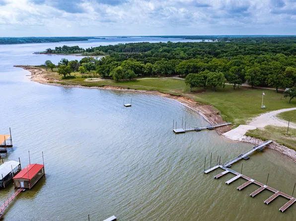 301 Cedar Point Cir, Gordonville, TX 76245