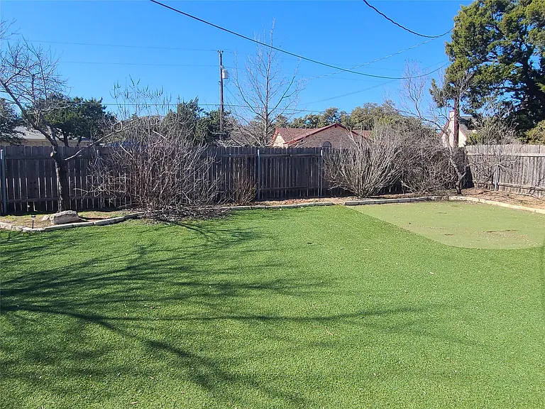 606 Tyrone Dr — Photo 24