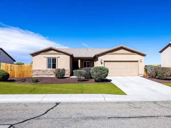 112 Majestic Sky Ct, Ridgecrest, CA 93555