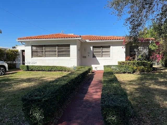 1st image of 53 Alcantarra Ave #53