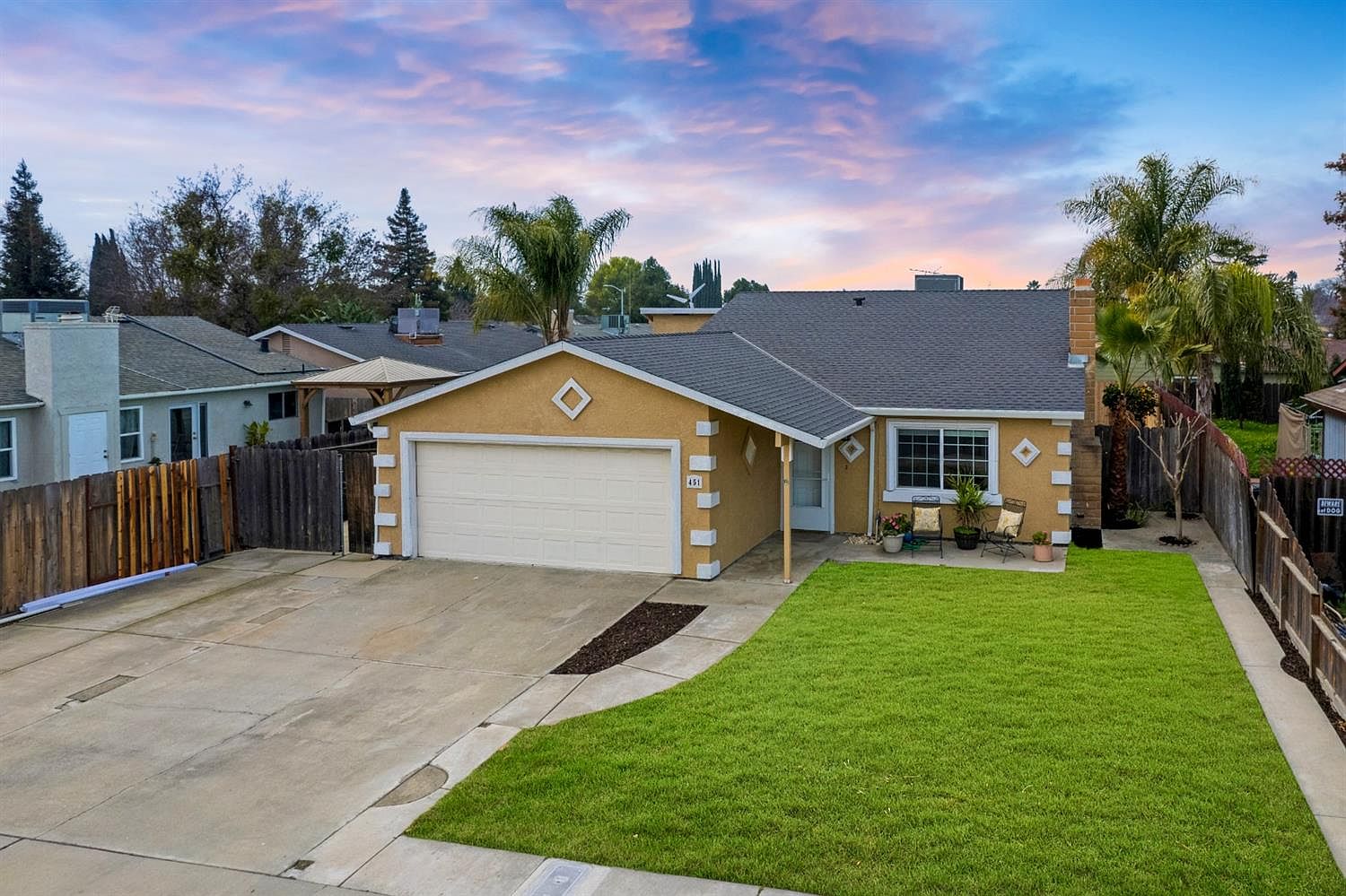 451 Robert Ave, Ripon, CA 95366 Zillow