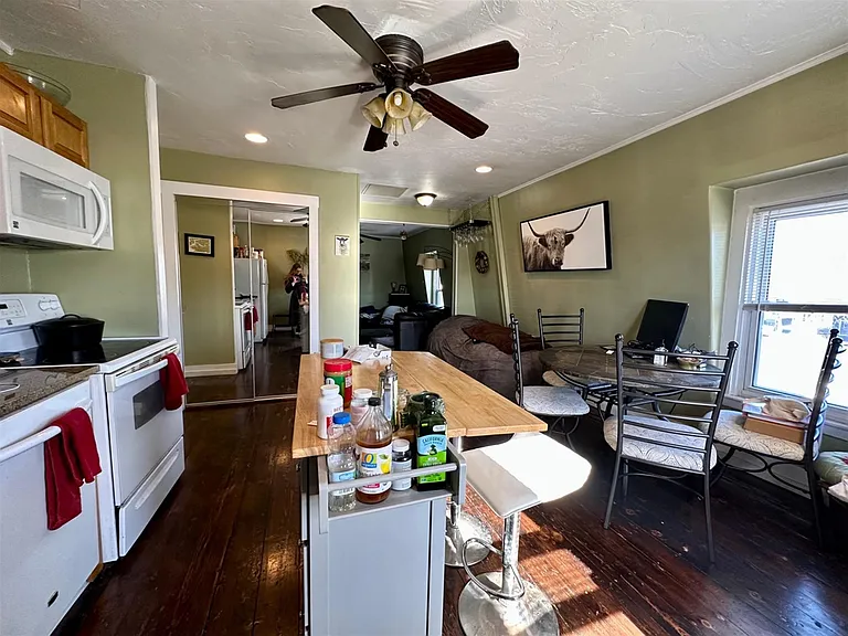 147 Highland Ave #1 — Photo 11