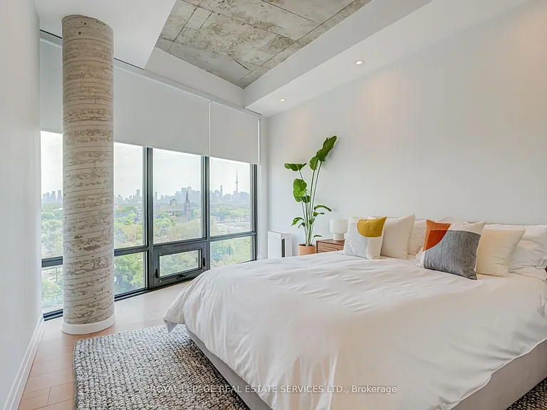383 Sorauren Ave #Penthouse 09 — Photo 23