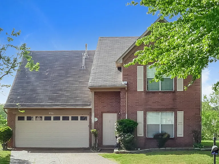 8900 Fulton Cv — Photo 1