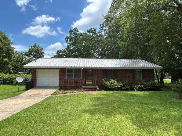 311 Massee Dr, Dothan, AL 36301