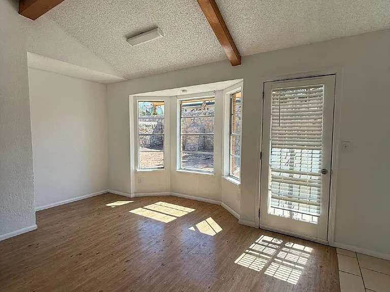 1670 Jones Ln — Photo 37
