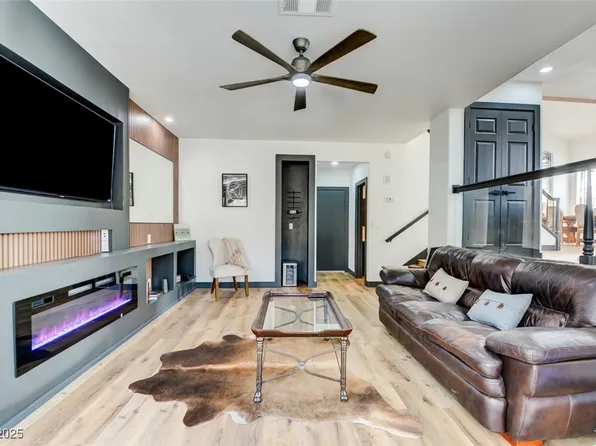 1717 Imperial Cup Dr, Las Vegas, NV 89117