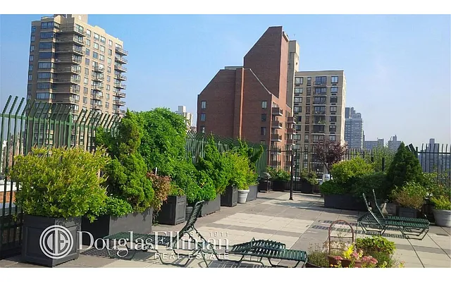 Sold by Douglas Elliman | media 17