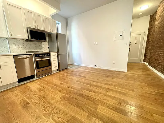 Rented by JM Preston Properties LLC | media 12