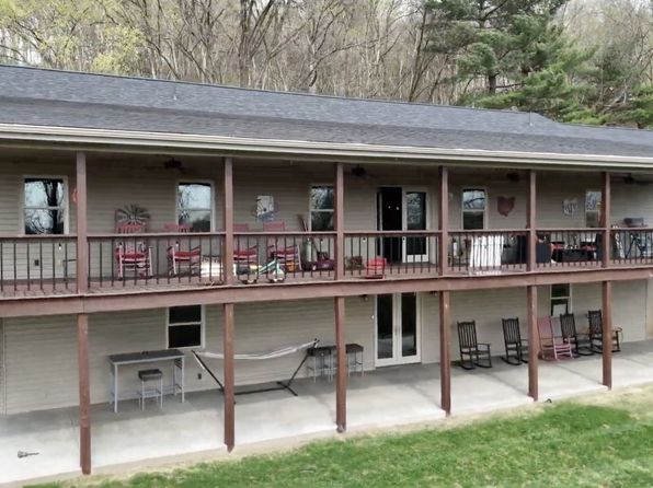2475 Lee Cir, Syracuse, OH 45779