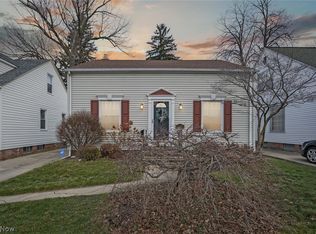 14520 Alger Rd, Cleveland, OH 44111