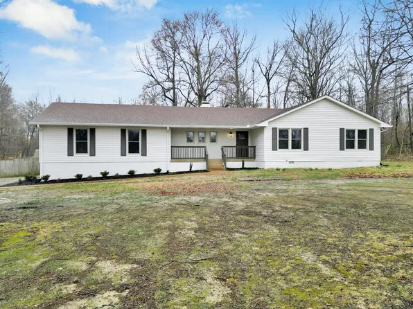 1336 Oaklawn Rd, Chapmansboro, TN 37035