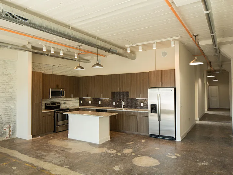 Magnolia Lofts on Vickery — Photo 14