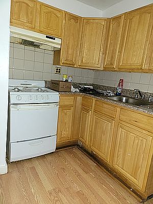 1st image of 373 Marion St #1