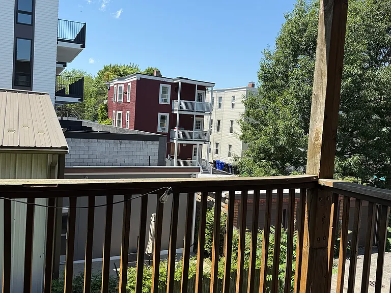 4 Litchfield St #7 — Photo 18
