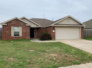 411 E Meadow Wood Ln, Rogers, AR 72758