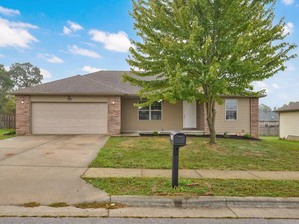 114 Spruce Avenue, Clever, MO 65631