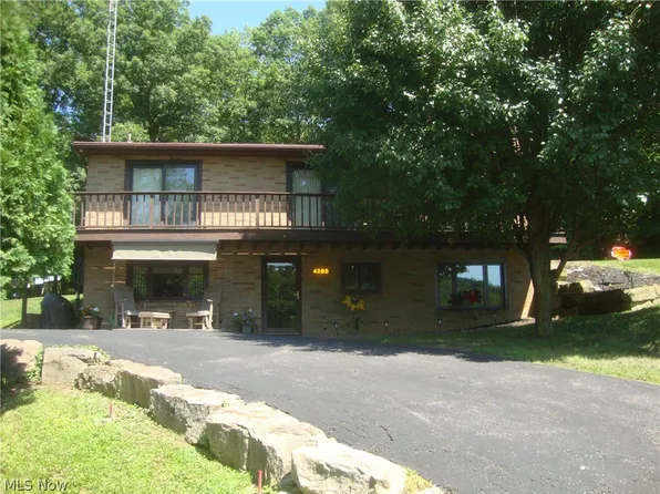 4285 Mineral City Zoar Rd NE, Mineral City, OH 44656