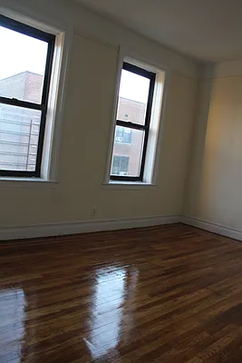 Rented by Roberto Guilbet, LREB | media 48