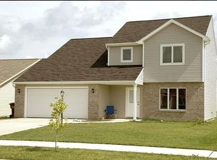 13773 Green Park Ave, Fort Wayne, IN 46814