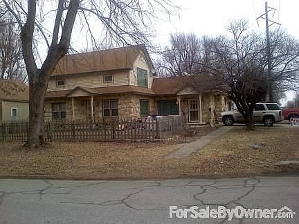 front view of house
						:
						looking to the east.