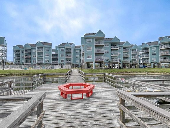 2nd image of 1150 Fort Pickens Rd APT A1