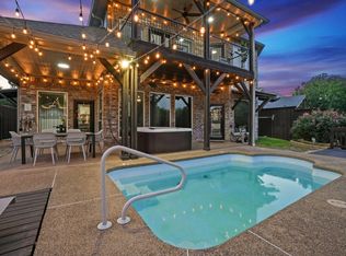 2305 Clearview Ct, Lewisville, TX 75057