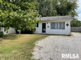 1606 Matilda St, Pekin, IL