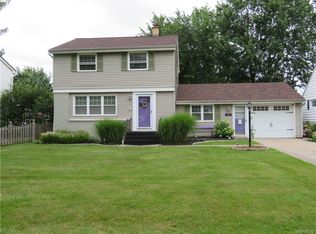 245 Cindy Dr, Williamsville, NY