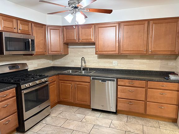 4th image of 6800 N California Ave APT 1N